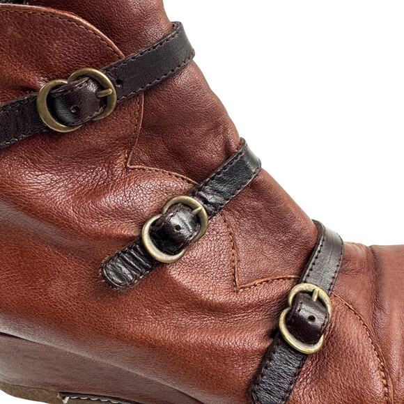 Eric Michael Lena Buttery Soft Brown Leather Buckle Wedge Booties Women's 7.5 - Picture 7 of 9